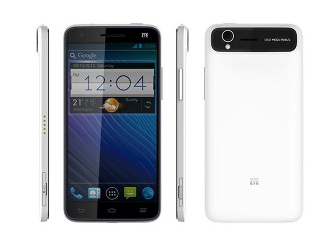 CES 2013 &ndash; ZTE Grand S, un alt smartphone cu titlul de cel mai subtire