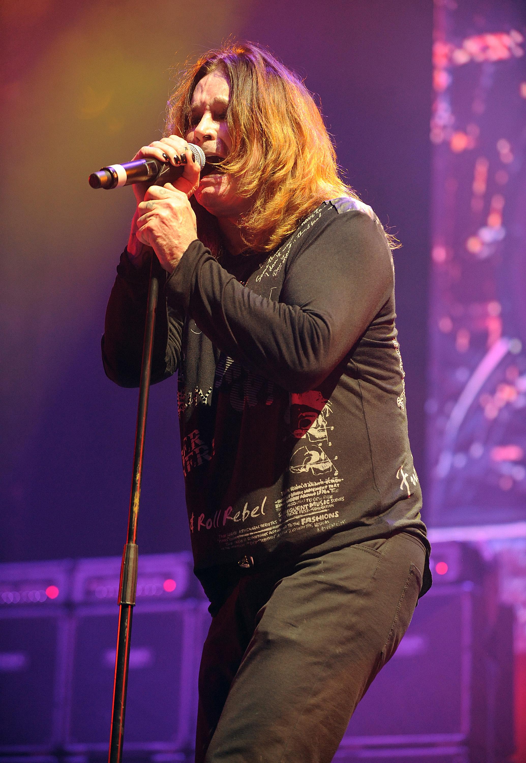 Huiduit de fani! Ozzy Osbourne a fluturat steagul Braziliei, in timpul unui concert sustinut in Argentina