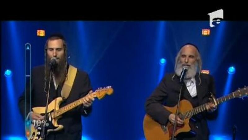 VIDEO! Rabinii cantareti au lasat audienta 