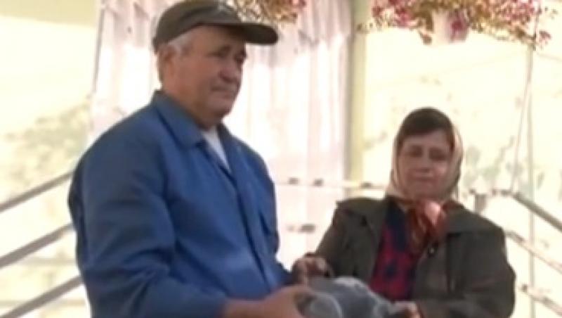 Un cuplu din Suceava vrea sa vanda o piatra gasita pe camp cu 10.000 de lei! 