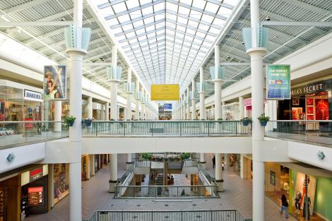 Cel mai aglomerat mall din SUA! Oamenii se cazeaza la hotel pentru a avea timp sa-l viziteze