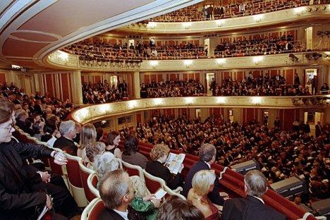 Scena Operei din Viena se muta in lumea intreaga: Spectacolele vor fi transmise LIVE, pe internet