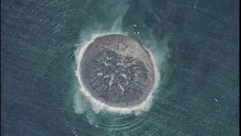 VIDEO! NASA: Este uimitor cum o portiune de pamant iese cu asa o repeziciune din apa