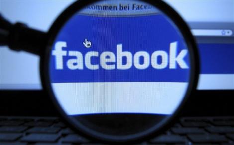 Salvat de Facebook! Un adolescent din New York a fost aparat de 100 de prieteni din spatiul virtual