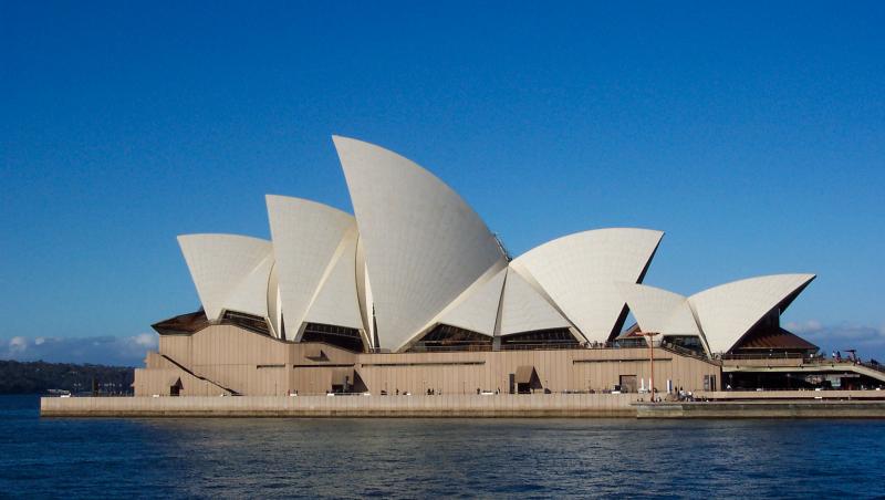 Sarbatoare pentru australieni! Opera din Sydney a implinit 40 de ani!