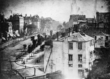 PRIMA FOTOGRAFIE in care au aparut oameni. Paris, 1838