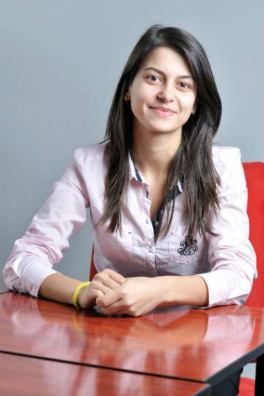 Fetele programator, mai ambitioase ca barbatii: incursiune intr-o lume (inca) preponderent masculina