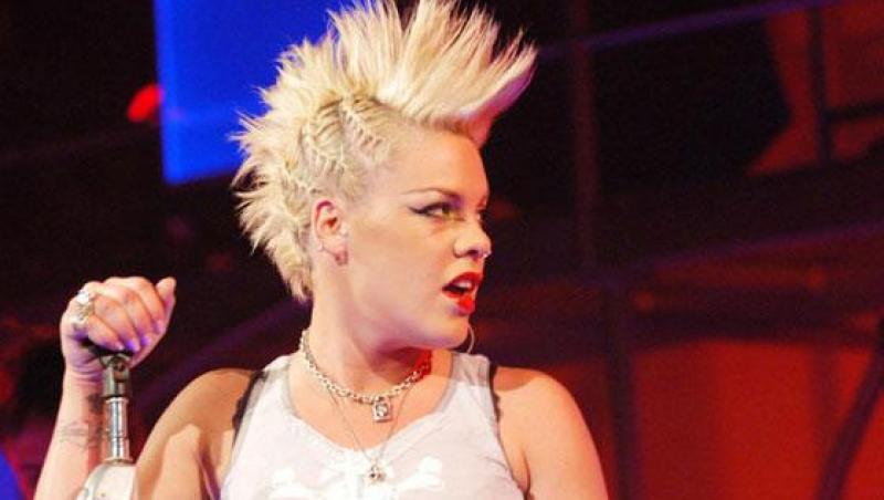 P!nk are probleme cu vocea: artista si-a amanat trei concerte programate in Canada