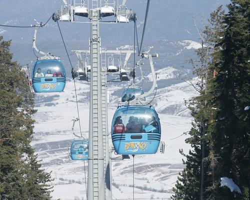  La derdelus si schi in Bansko