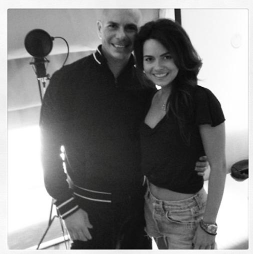 Inna se pregateste sa lanseze o piesa alaturi de Pitbull