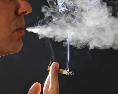 Inca un STUDIU: Fumatul te face sa arati mai in varsta
