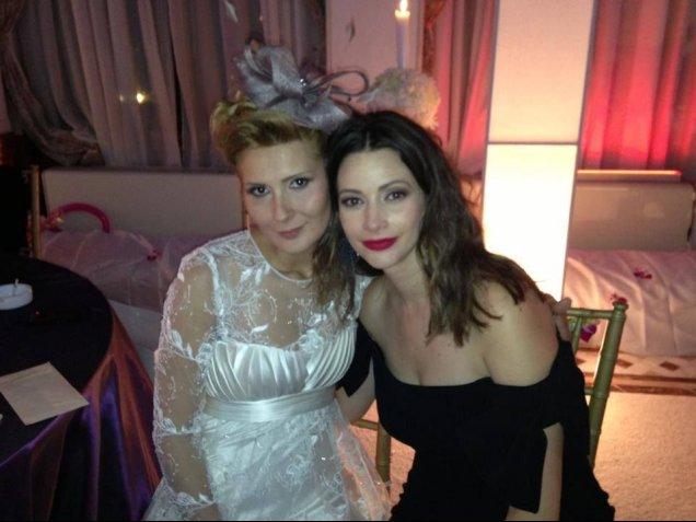 Andreea Berecleanu si Sandra Stoicescu, superbe in zorii zilei