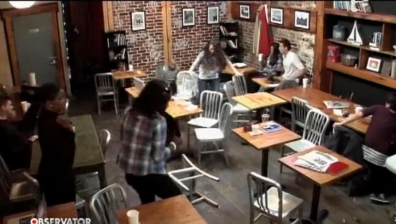 Farsa incredibila la cafenea: Mesele si scaunele se misca doar cu puterea mintii