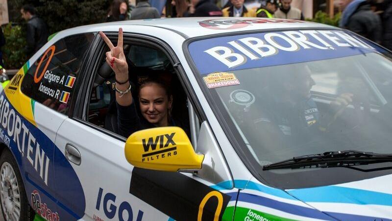Roxana Ionescu, pilot de curse!