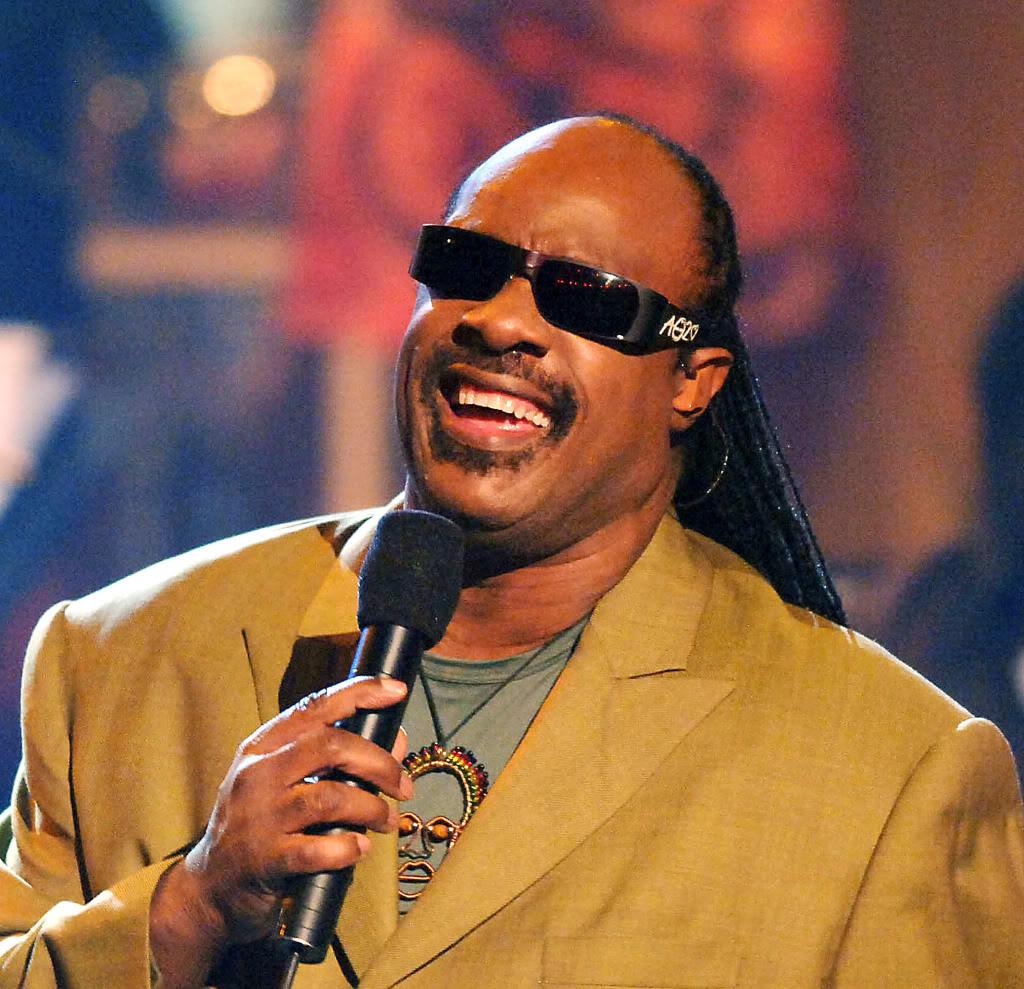 Stevie Wonder revine pe piata muzicala! Lanseaza doua albume noi, in 2014