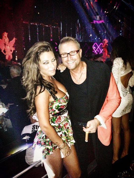 FOTO: Anda Adam n-ar trebui să dea click! Roxana Vancea, mult prea sexy &icirc;n preajma lui Botezatu