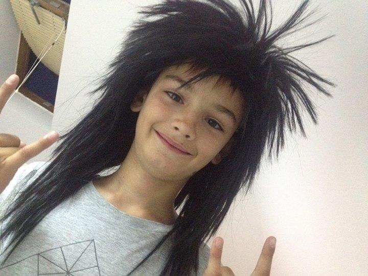 Aşchia nu sare departe de trunchi. Fiul Mariei Buză, de nerecunoscut!