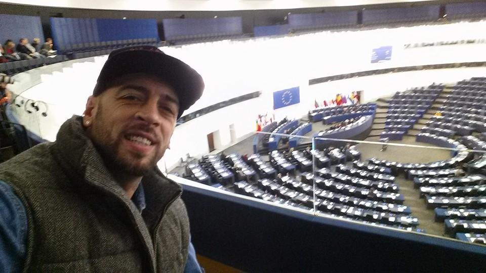 CRBL, cel mai nou europarlamentar al Rom&acirc;niei! Juratul "Rom&acirc;nia dansează" a "votat" la Strasbourg