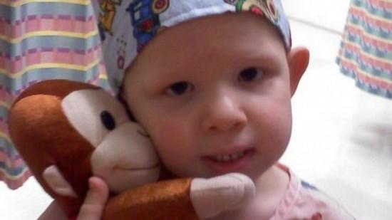 Caz medical RAR: Băieţelul care nu simte nicio durere