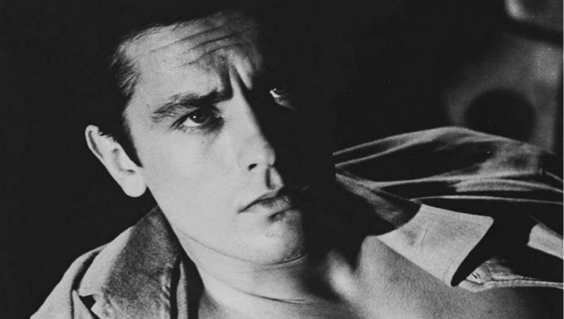 Alain Delon, marele seducător al filmului european, împlineşte 78 de ani!