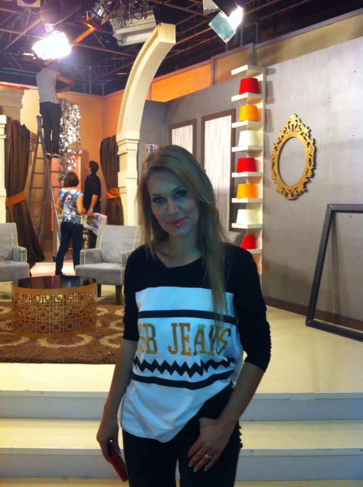 Irina Cordoneanu ne da trezirea &icirc;n fiecare weekend la Antena 2! C&acirc;t mai suav posibil, spune ea