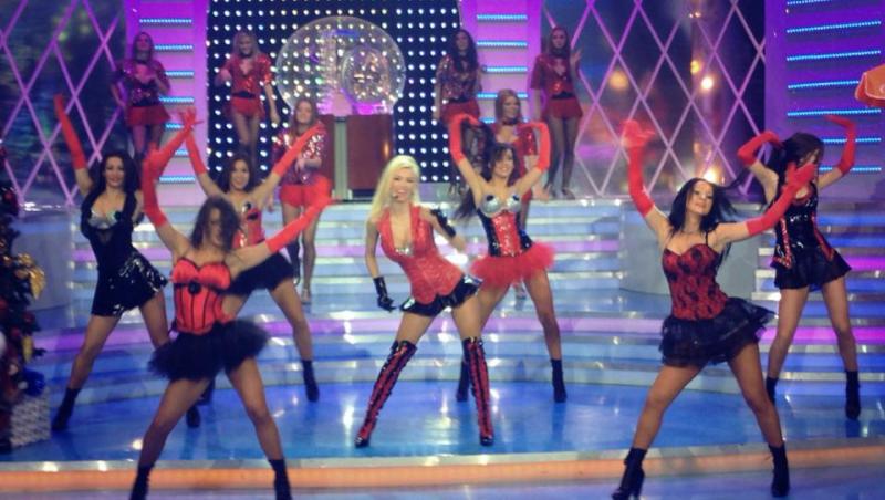 Andreea Bălan si trupa sa de dans