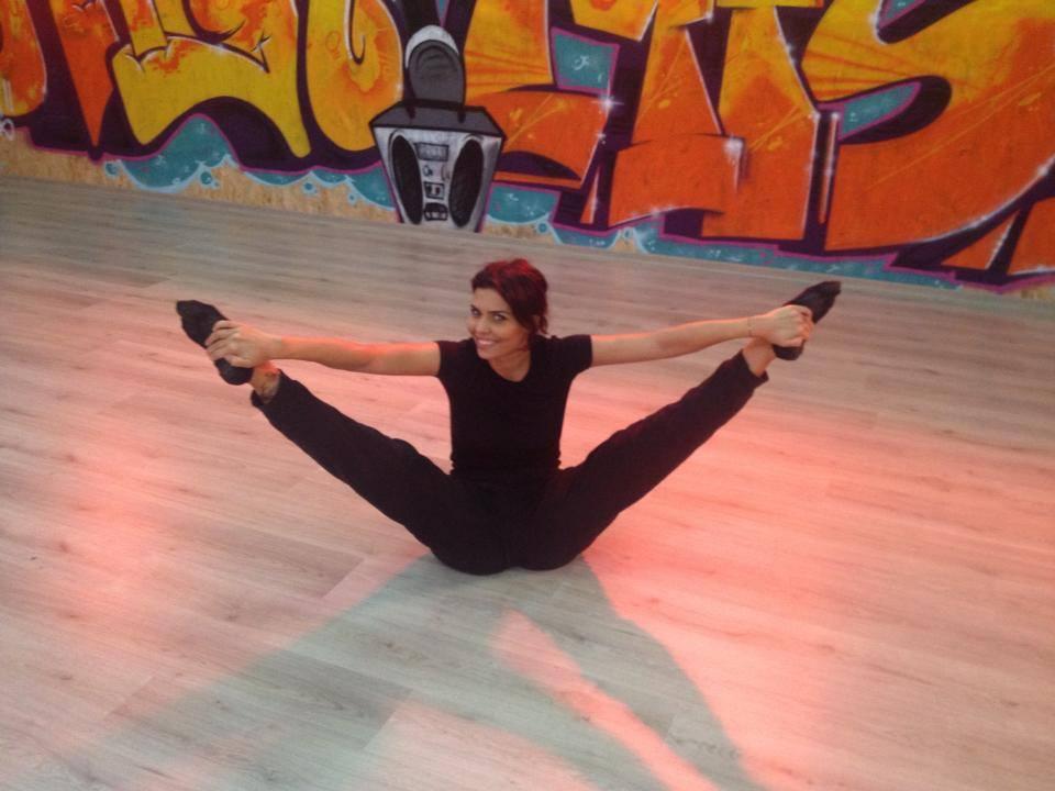 VIDEO! Andreea Popescu, "furată" de căţelul ei