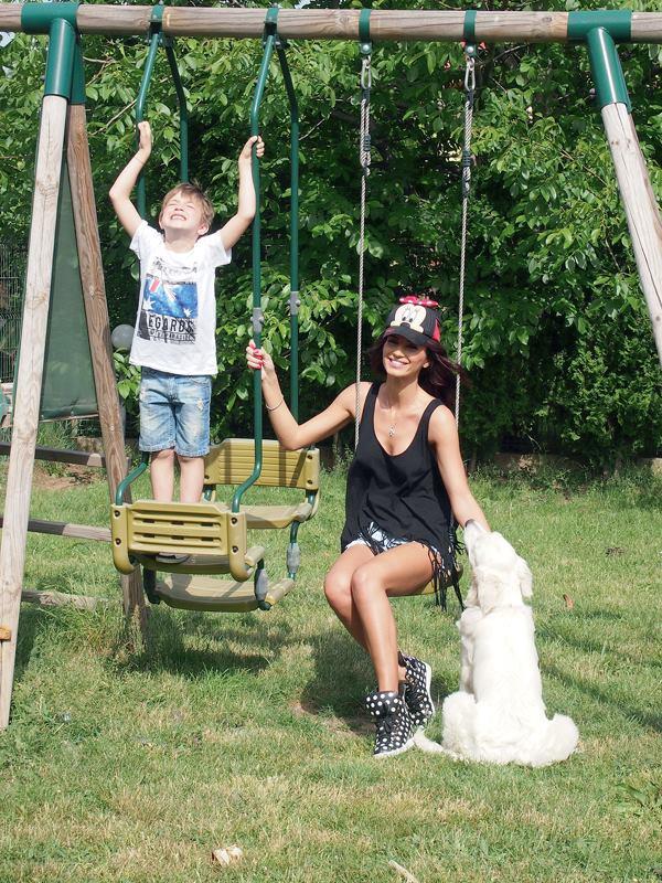 Geanina Ilieş, o mamă fericită! Patrick, fiul ei, se g&acirc;ndeşte la şcoală chiar şi c&acirc;nd &icirc;i cere Moşului cadouri