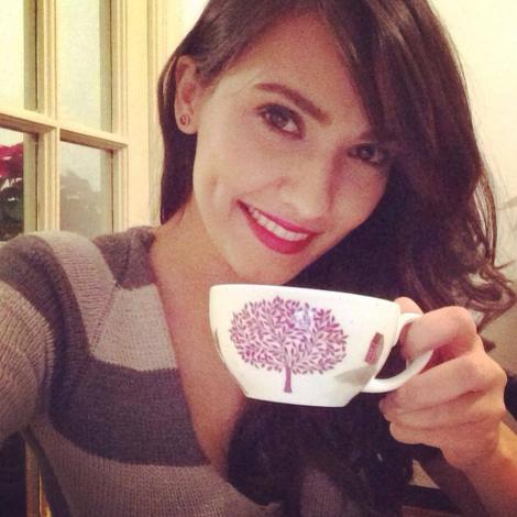 Alexandra Bădoi are ac de cojocul vremii reci: Un ceai fierbinte!