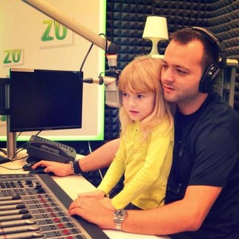 Învaţă de la copii: Profa de radio a lui Mihai Morar, expertă în... blândeţe