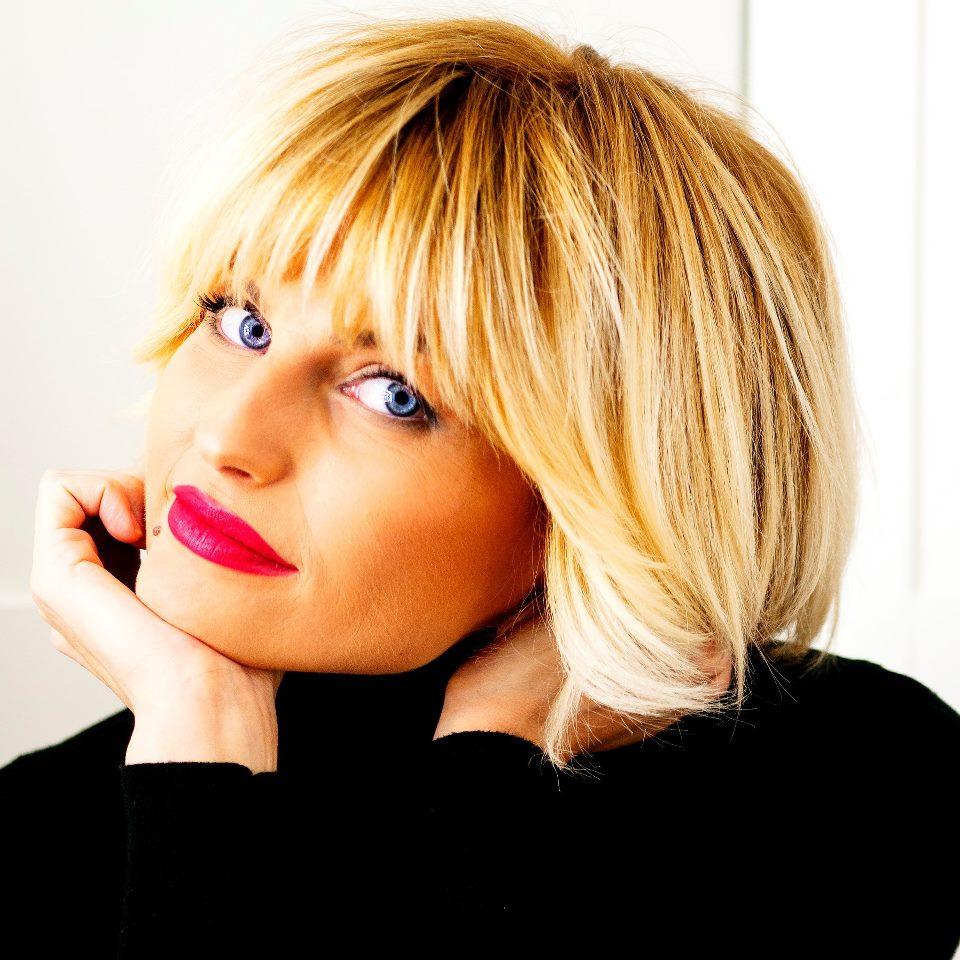 Ce ne poţi spune despre tine? Oana Mareş: "Nu vreau sa fiu &icirc;n televiziune cu orice preţ"