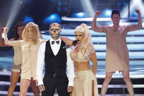 Anda Adam, cu plete sau fără, cu tocuri sau &icirc;n adidaşi: Cele mai spectaculoase transformări la "Te cunosc de undeva!"