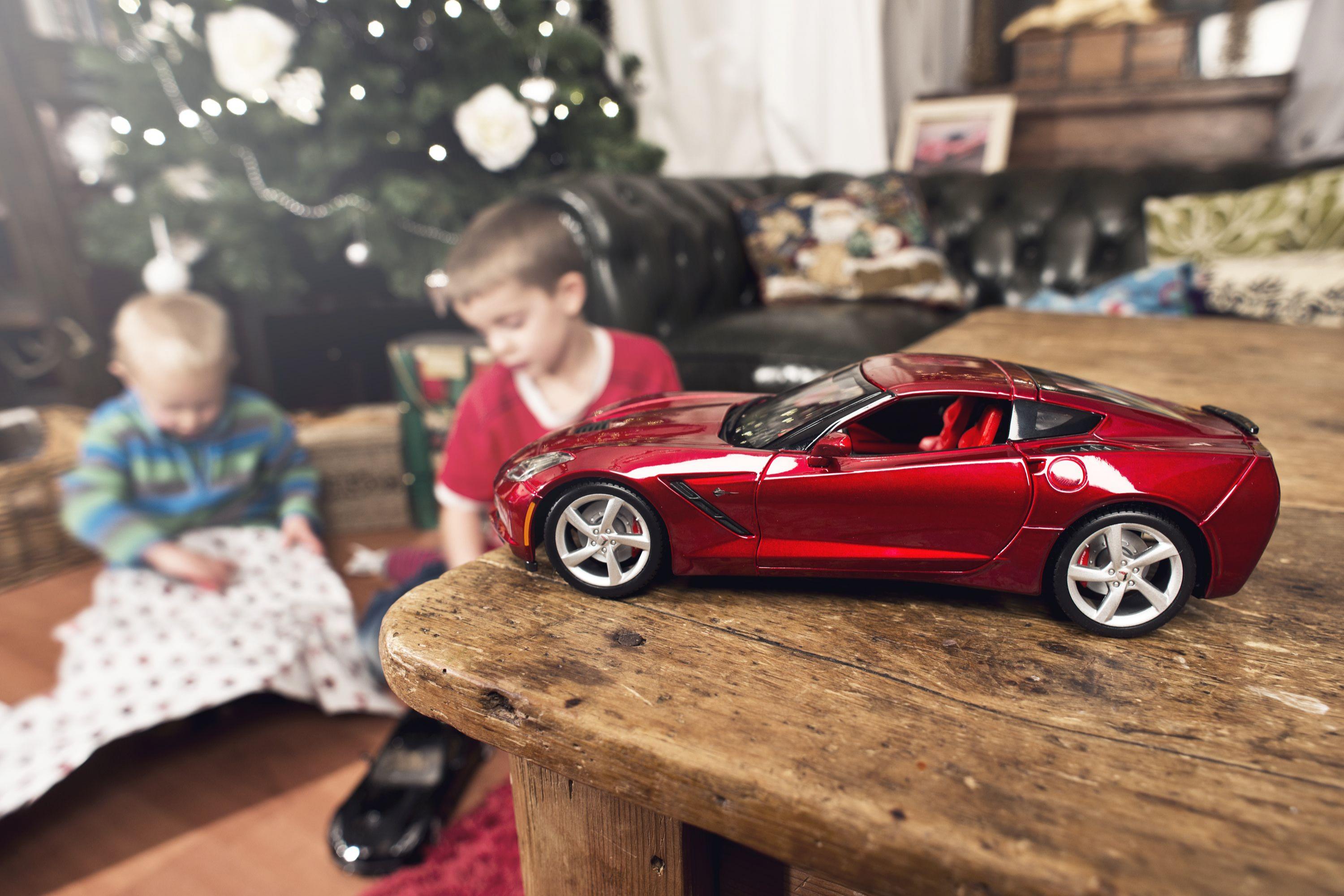 Chevrolet Corvette Stingray, cel mai vândut supercar. De jucărie!