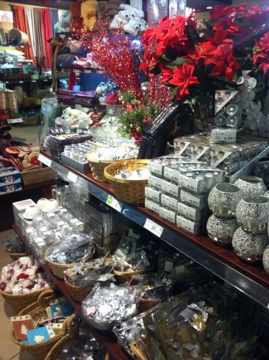 iComedy, iCumpărături! De sărbători, Ana Odagiu "v&acirc;nează" magazinele