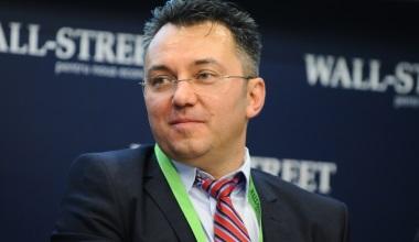 Un antreprenor vr&acirc;ncean ţine piept cocoşului galic din retail: povestea unei afaceri de 10 mil. euro