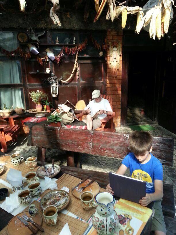 Lectura, moștenire de familie pentru fiul Andreei Berecleanu