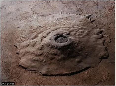 Roverul Curiosity a descoperit pe Marte un obiect misterios din metal 