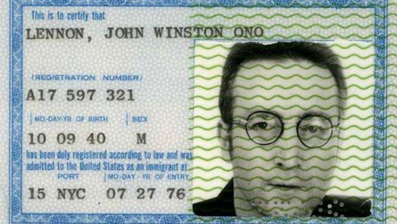 FOTO! Cum aratau in fotografiile de pasaport Einstein, Marilyn Monroe sau John Lennon