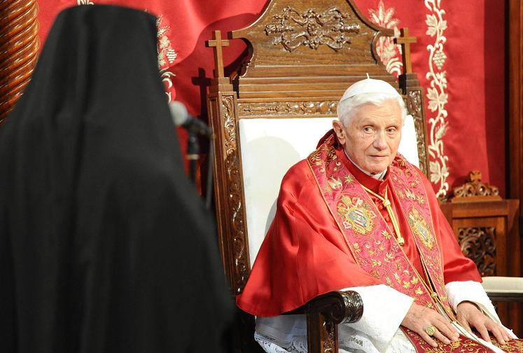 Discursul de retragere al papei Benedict al XVI-lea: "Puterile mele nu mai sunt capabile sa exercite in mod adecvat ministerul petrianian"