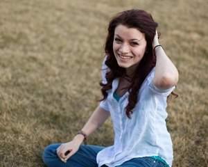 Imaginea chiar conteaza! O eleva a fost amenintata cu exmatricularea pentru ca si-a vopsit parul