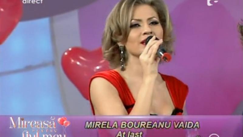 LIVE! Moderatoarea Mirela Boureanu Vaida a cantat in direct, la 