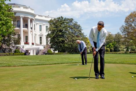 Barack Obama a interzis accesul presei la o partida de golf cu Tiger Woods