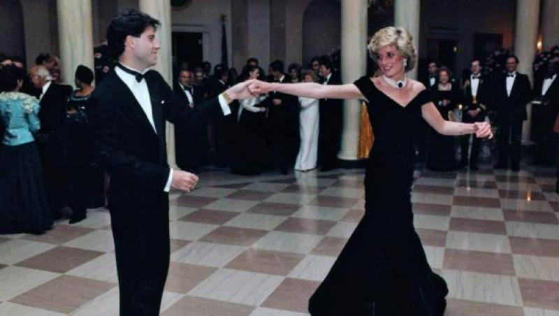 Noiembrie, ultimul bal: Printesa Diana dansand cu John Travolta