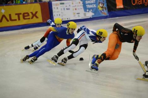 FOTE 2013: Romania a castigat prima medalie! Argint la short track