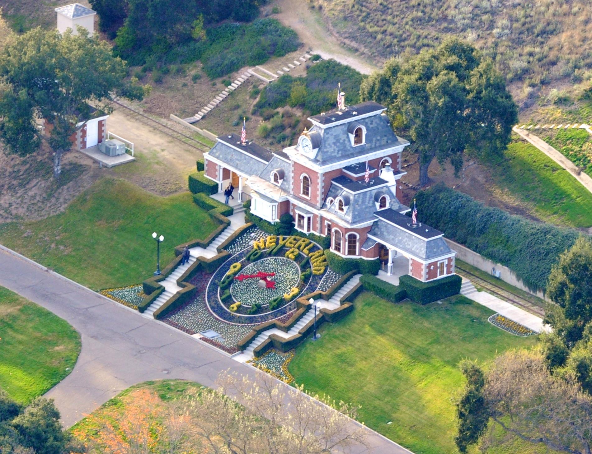 Beyonce si Jay-Z vor sa cumpere Ferma Neverland care i-a apartinut lui Michael Jackson