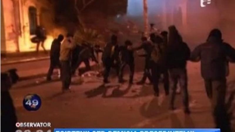 Continua ciocnirile violente din zona palatului prezidential de la Cairo