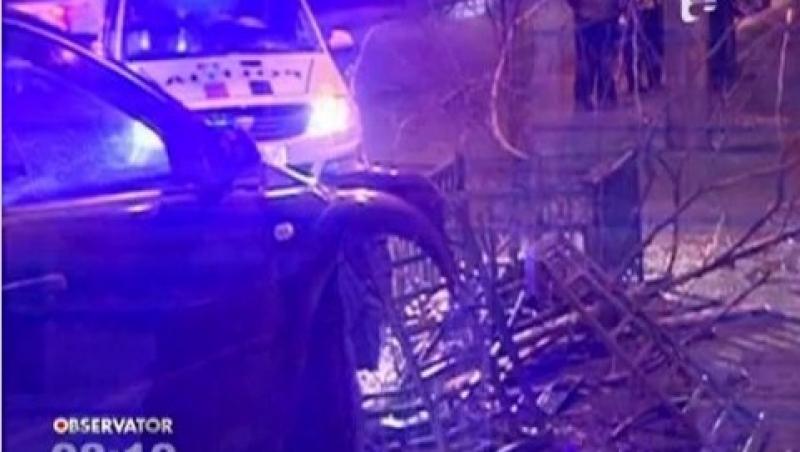 Cursa nebuna pe strazile din Capitala: Un tanar urmarit de politie a intrat intr-un copac