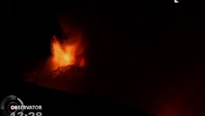 Vulcanul Etna, cel mai activ din Europa, a inceput din nou sa erupa