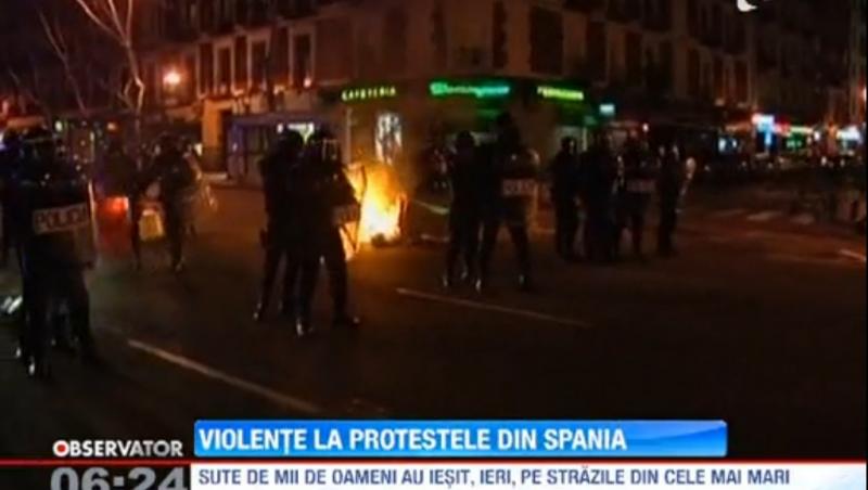 Poteste violente in Spania: Doi politisti raniti si peste 40 de manifestanti arestati