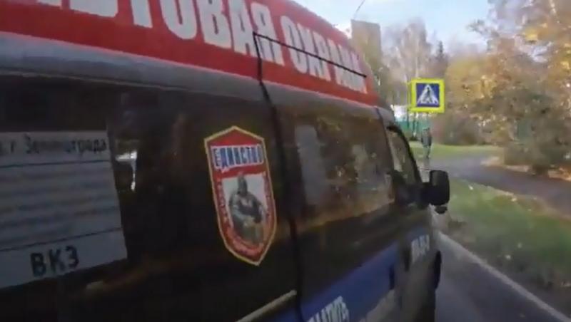 Alexei, soferul justitiar. Si-a pus o camera de luat vederi pe bord si loveste soferii indisciplinati! Cinci ani, 100 de accidente: niciodata nu a fost vinovat!!!